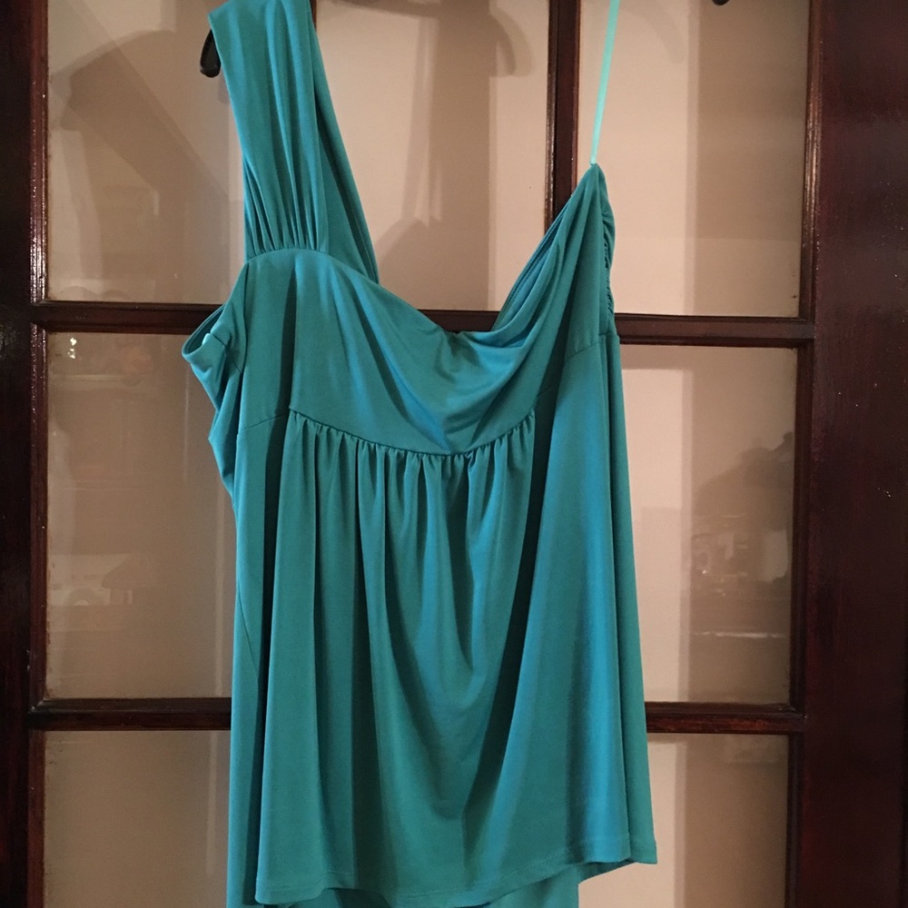 Green One Shoulder Top - Picture 3 of 3